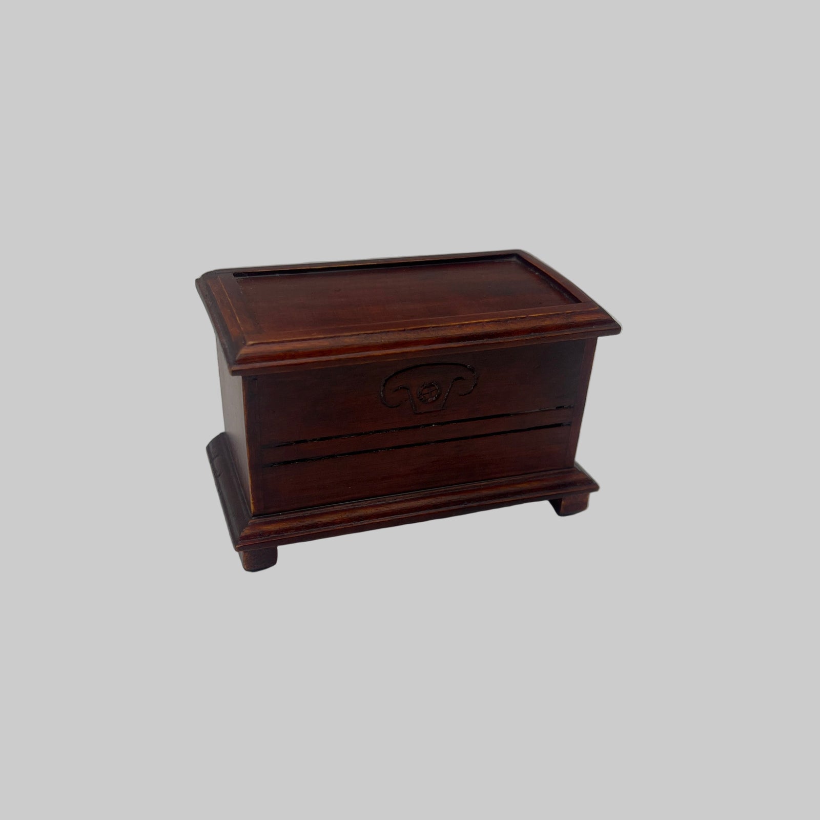 dolls house storage chest