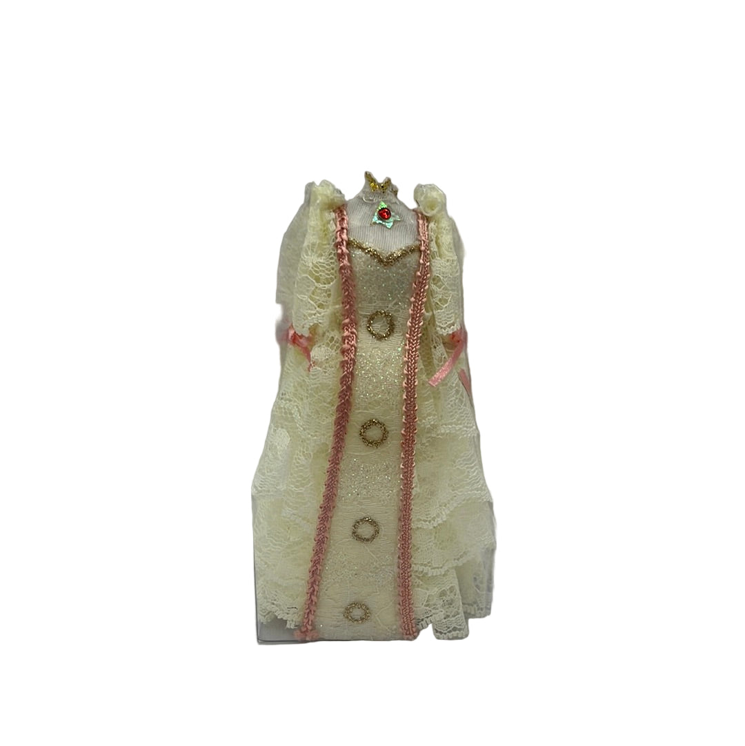 Wedding dress bridal mannequin