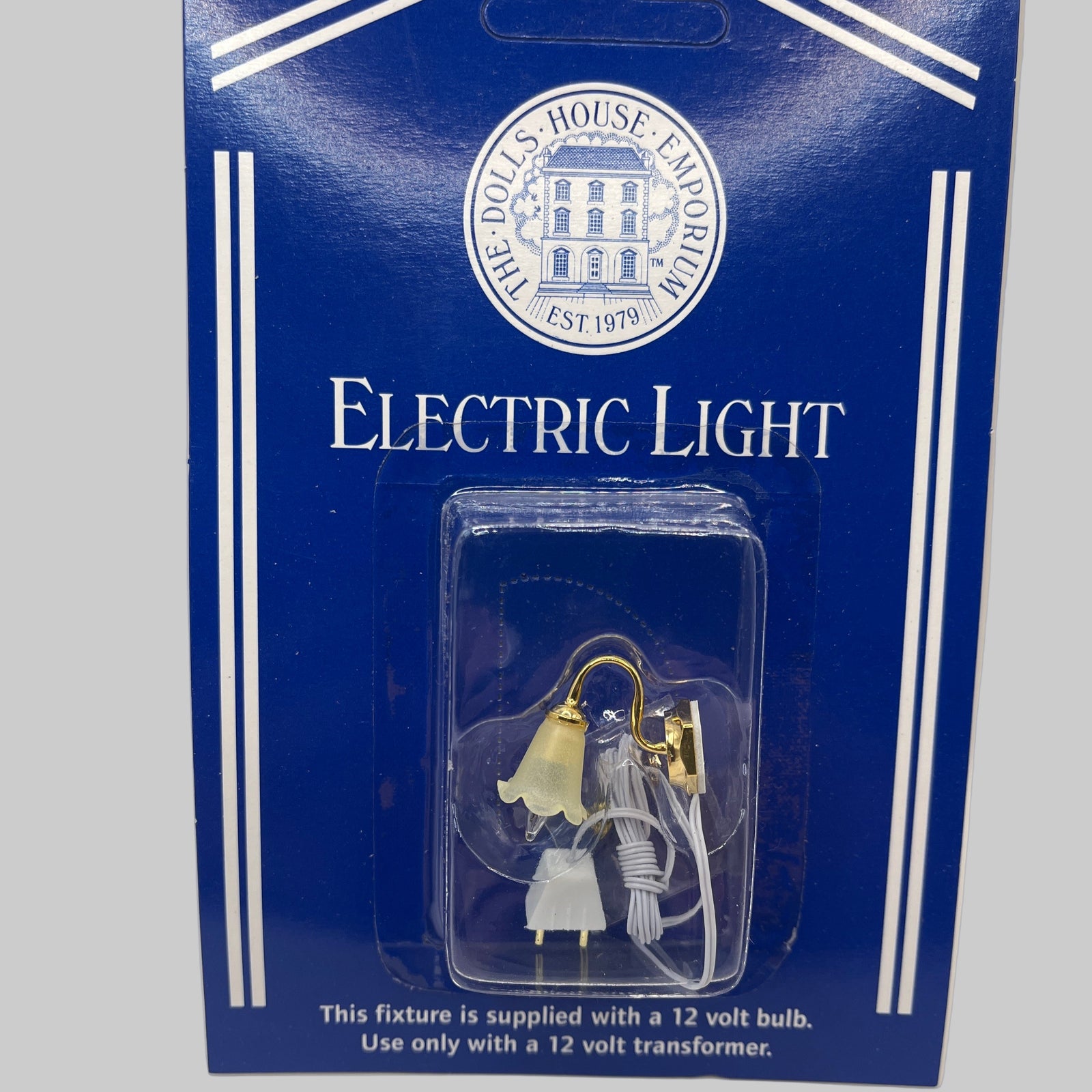 7046 - dolls house tulip wall light