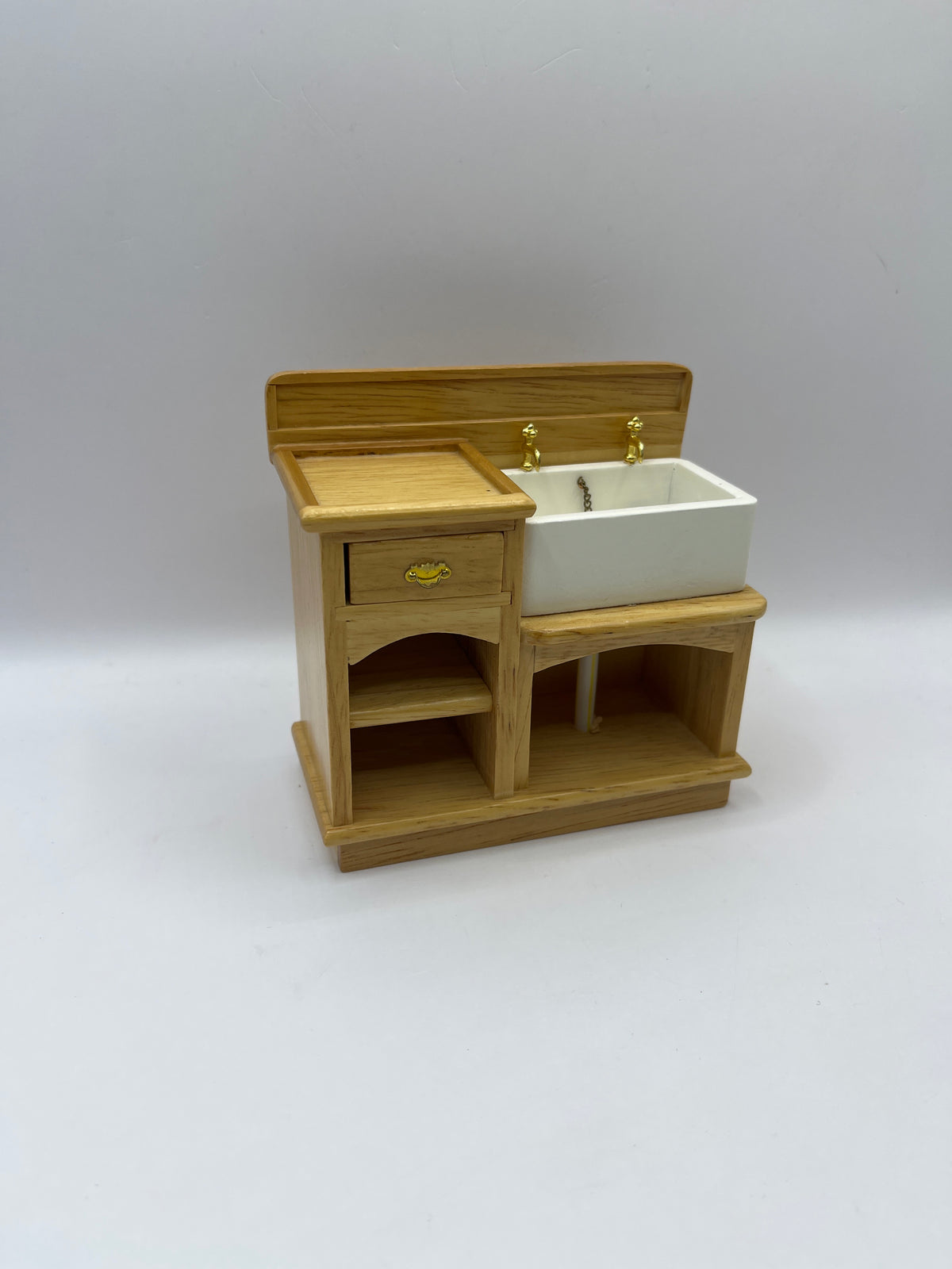 KIT009 - Pine sink unit
