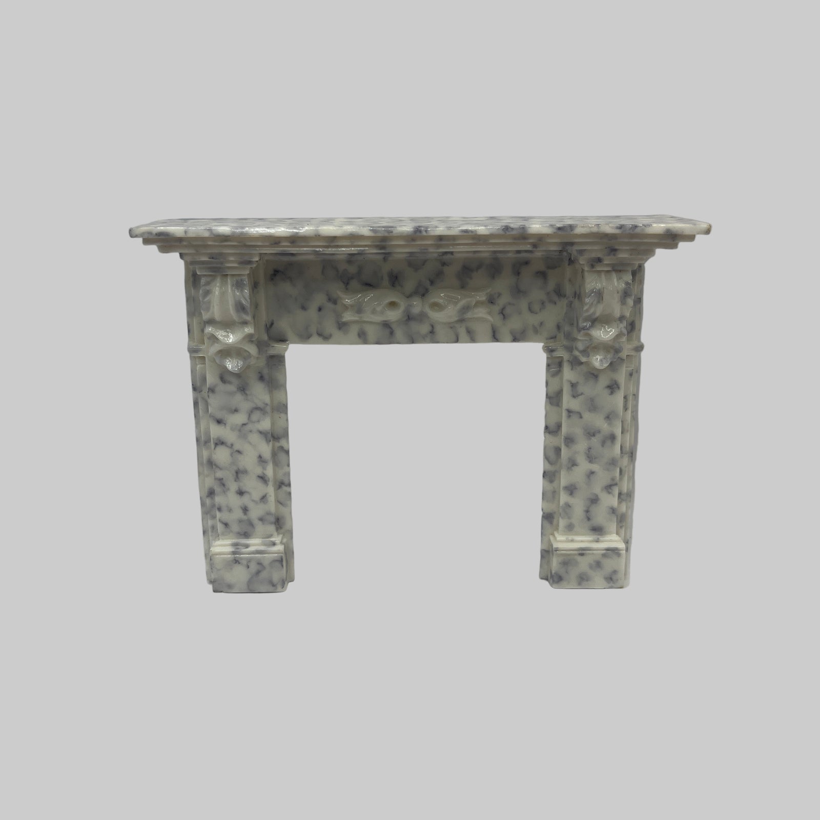 DEC032 - Fire surround