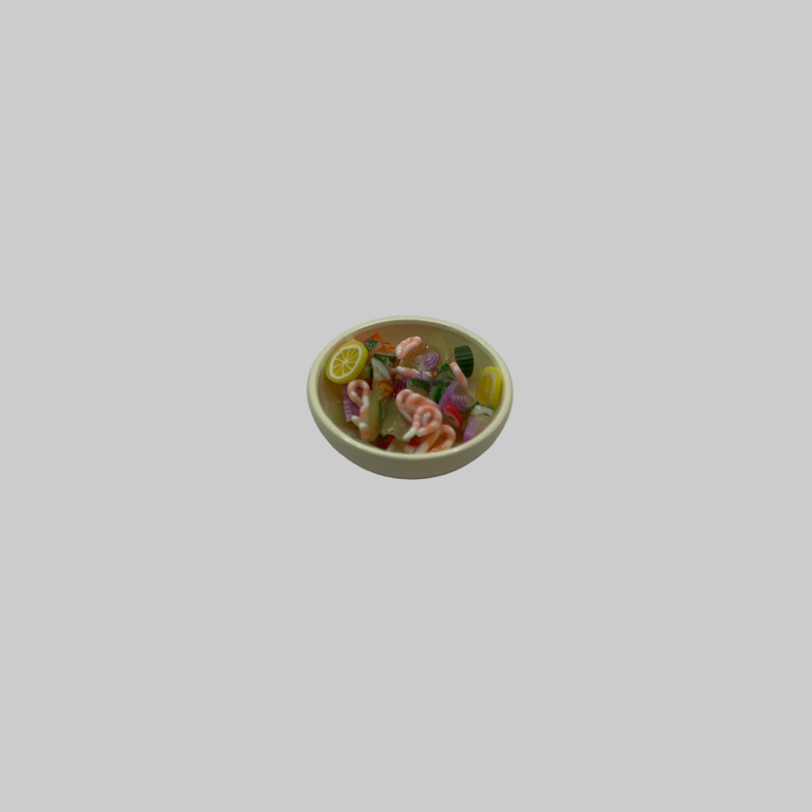 ZR239 - Large bowl of prawn salad