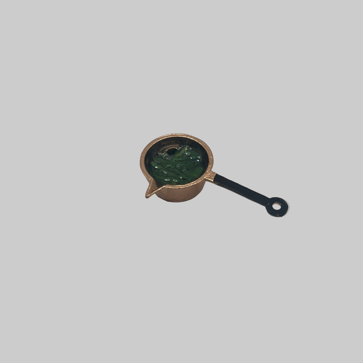 ZR206 - Large saucepan of cabbage