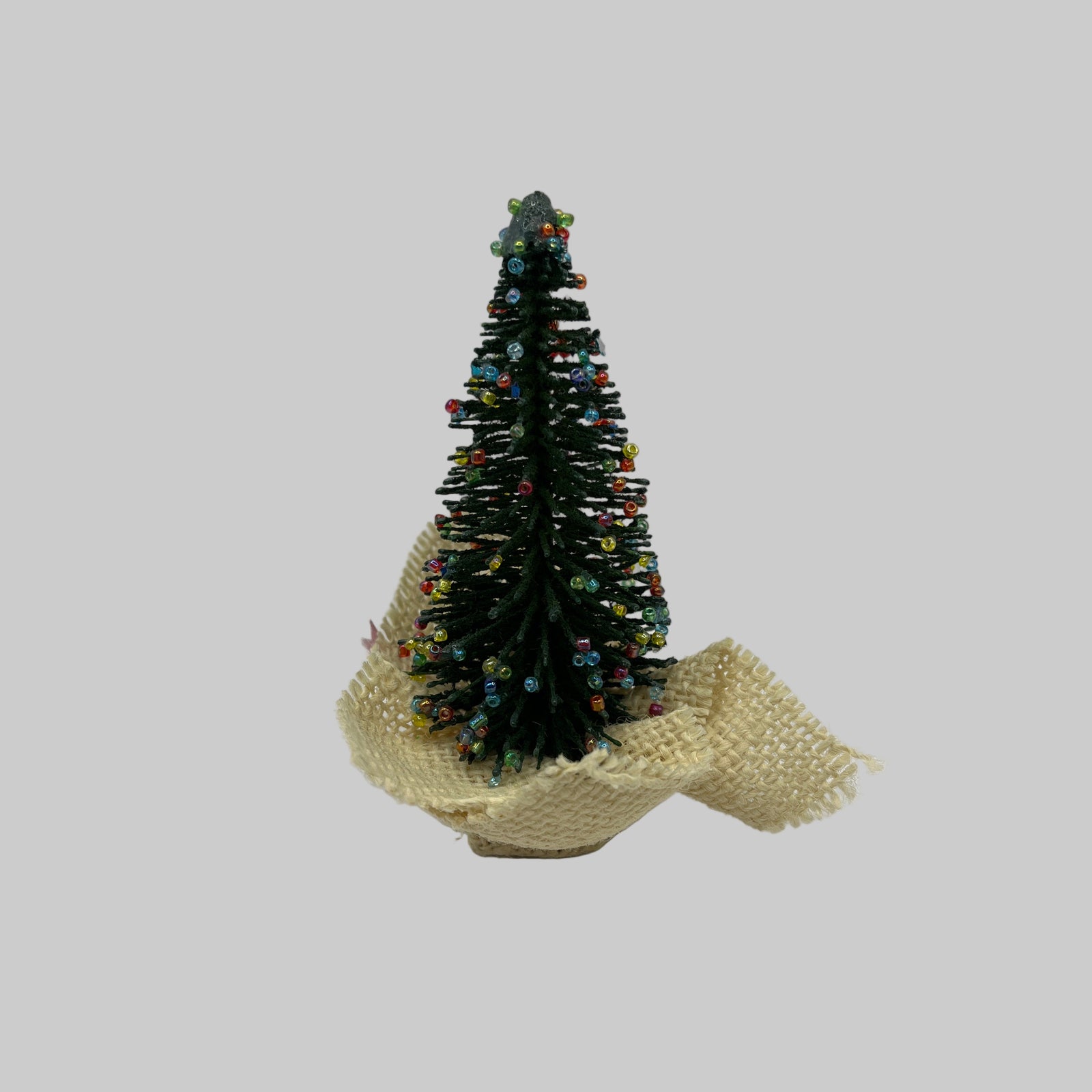 X21 - Christmas tree in sack