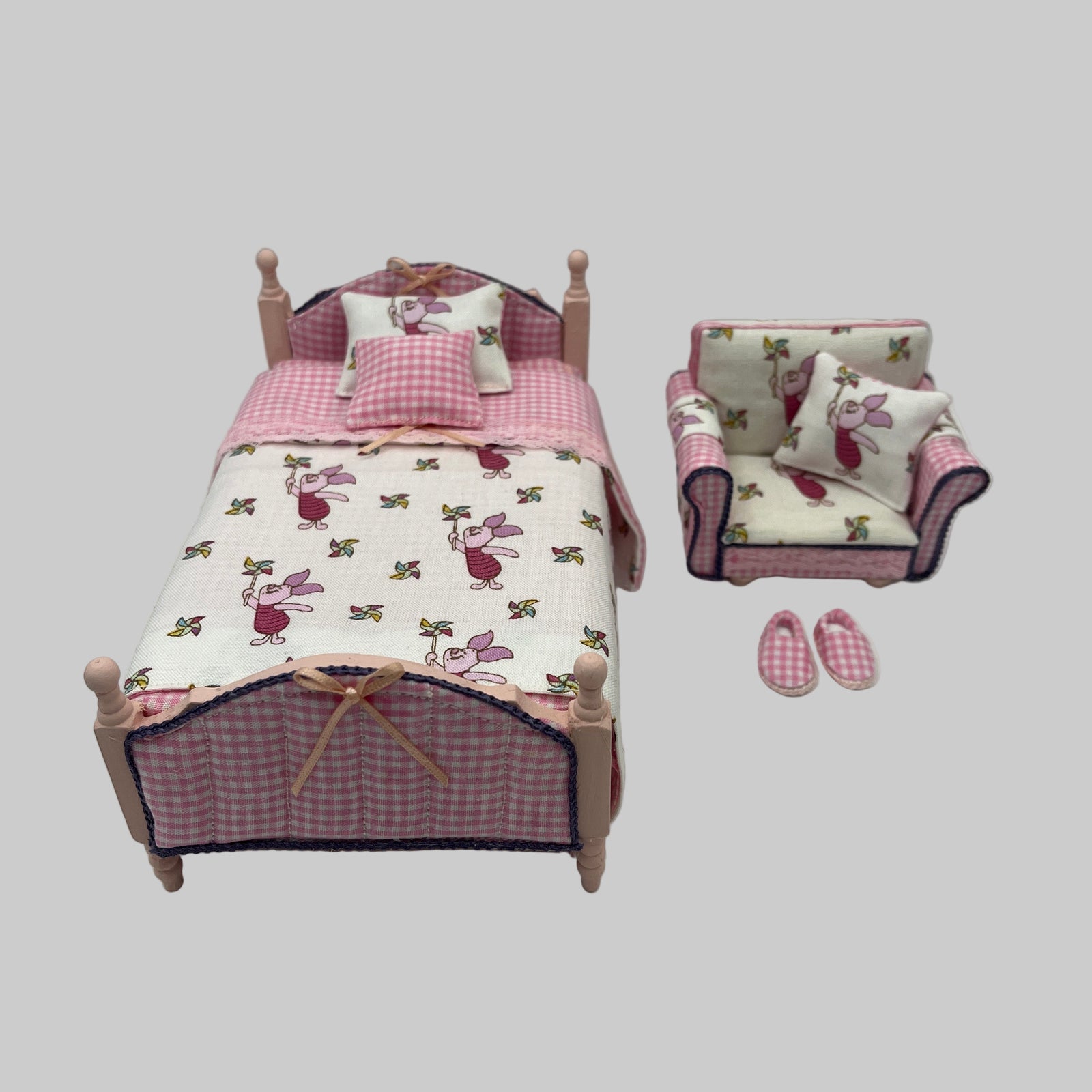 Dolls house Piglet child's bedroom set
