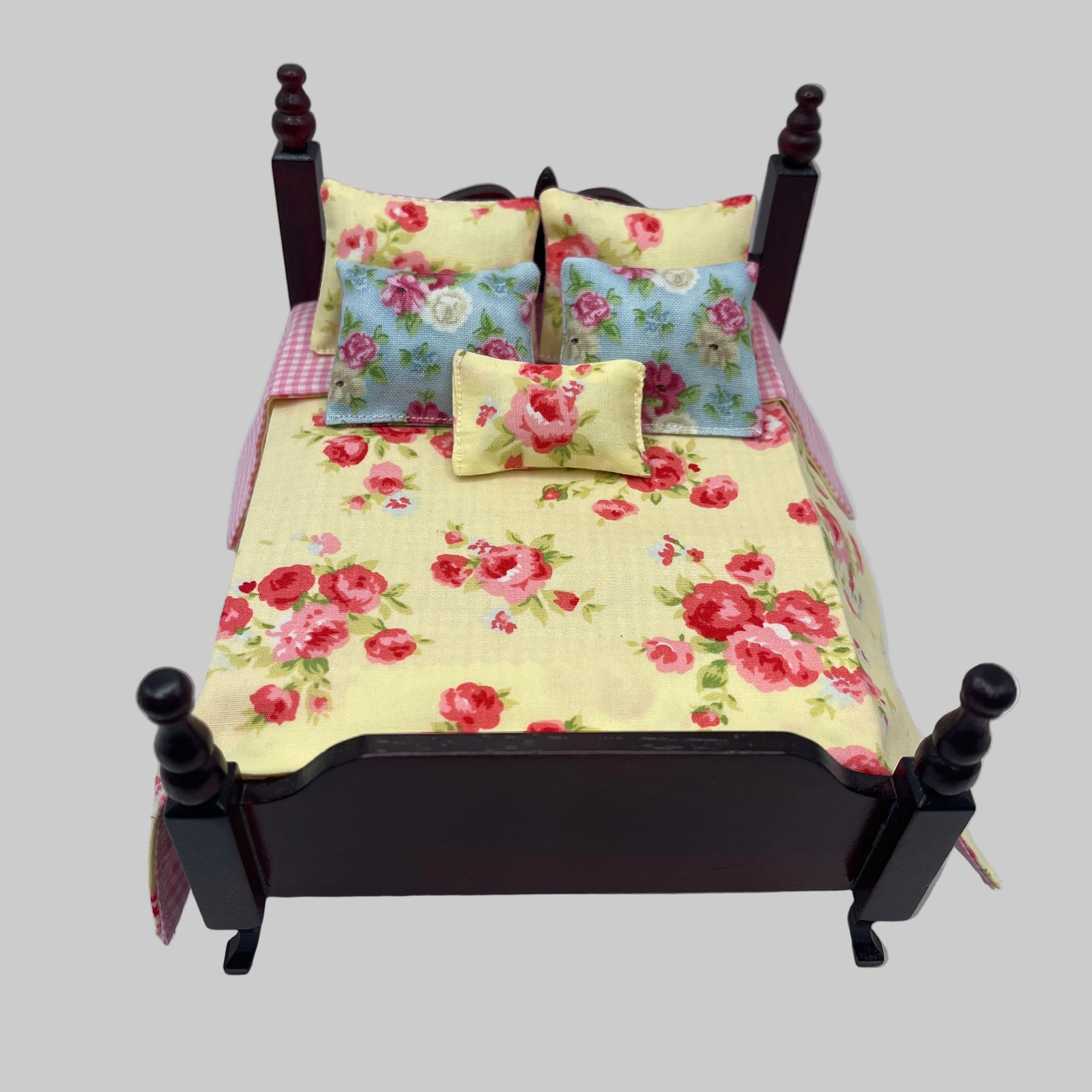 Dolls house double bedding set