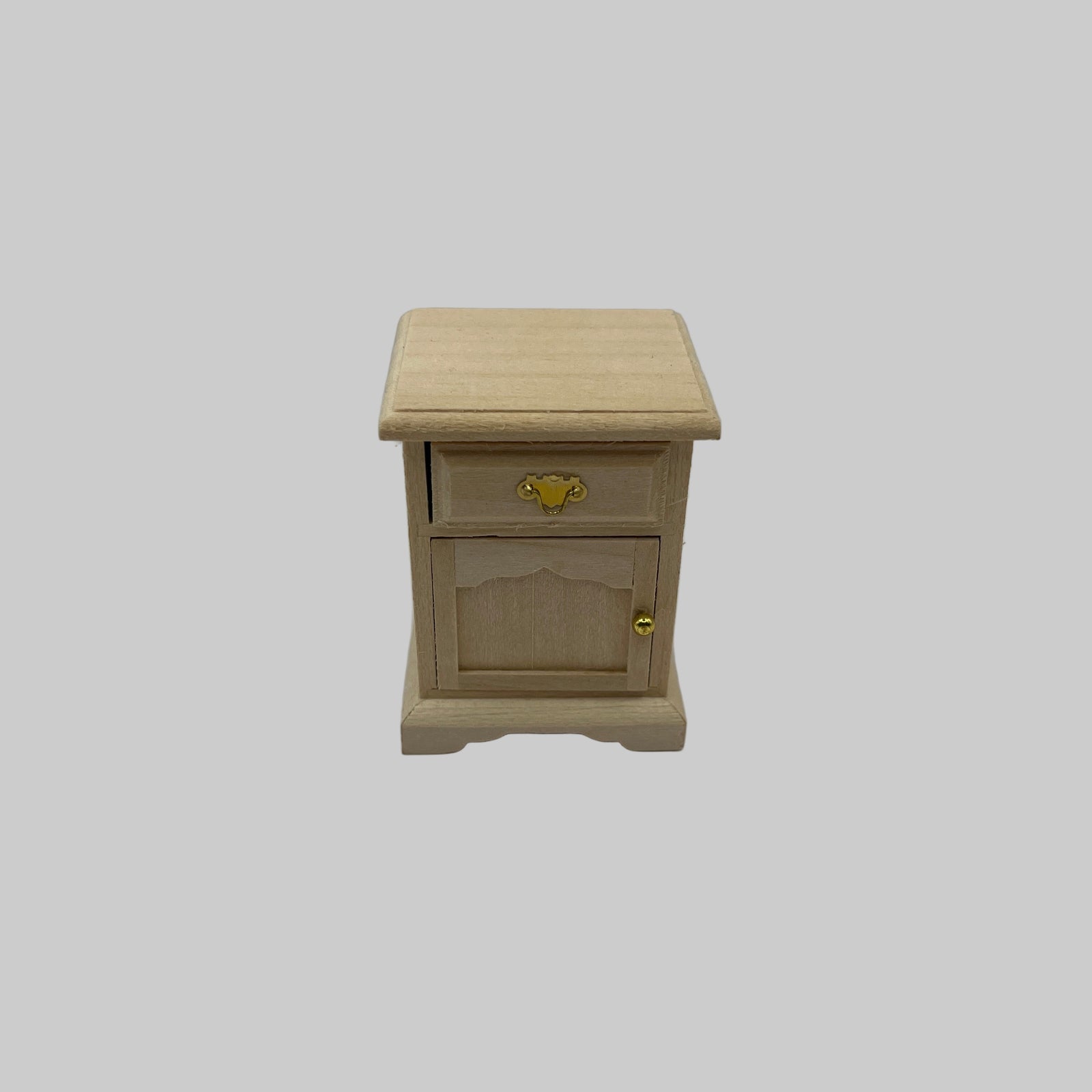 BEF114 - Bare wood nightstand