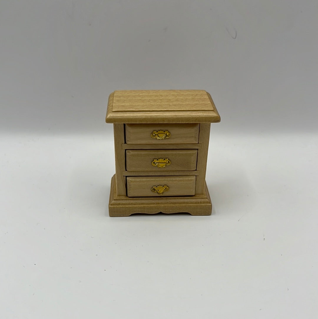 DF941P - Pine bedside cabinet