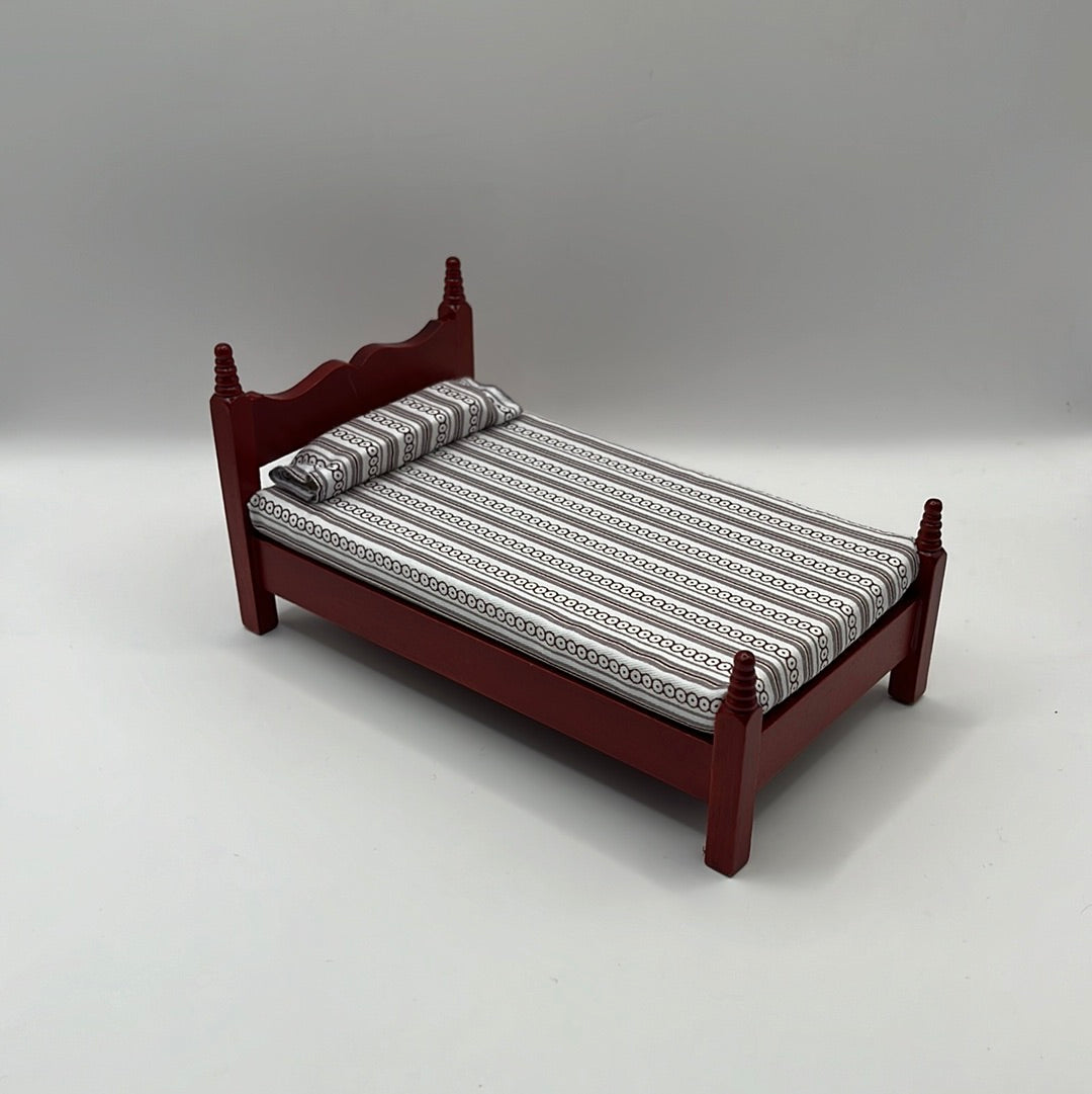 DF110M - Mahogany single bed