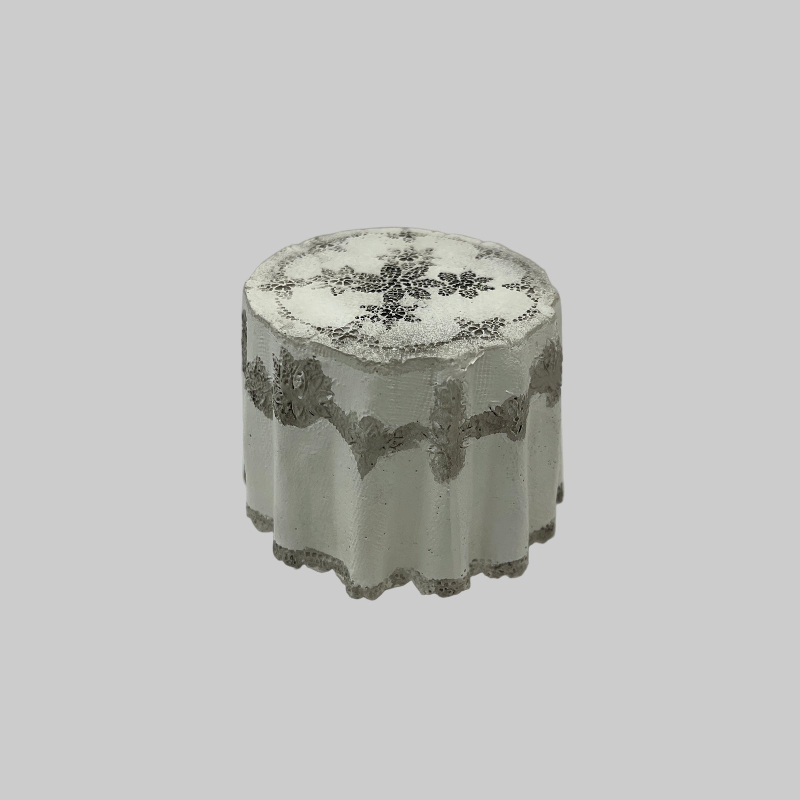 Resin table with tablecloth