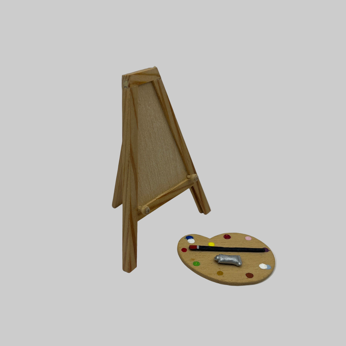 dolls house artists easel