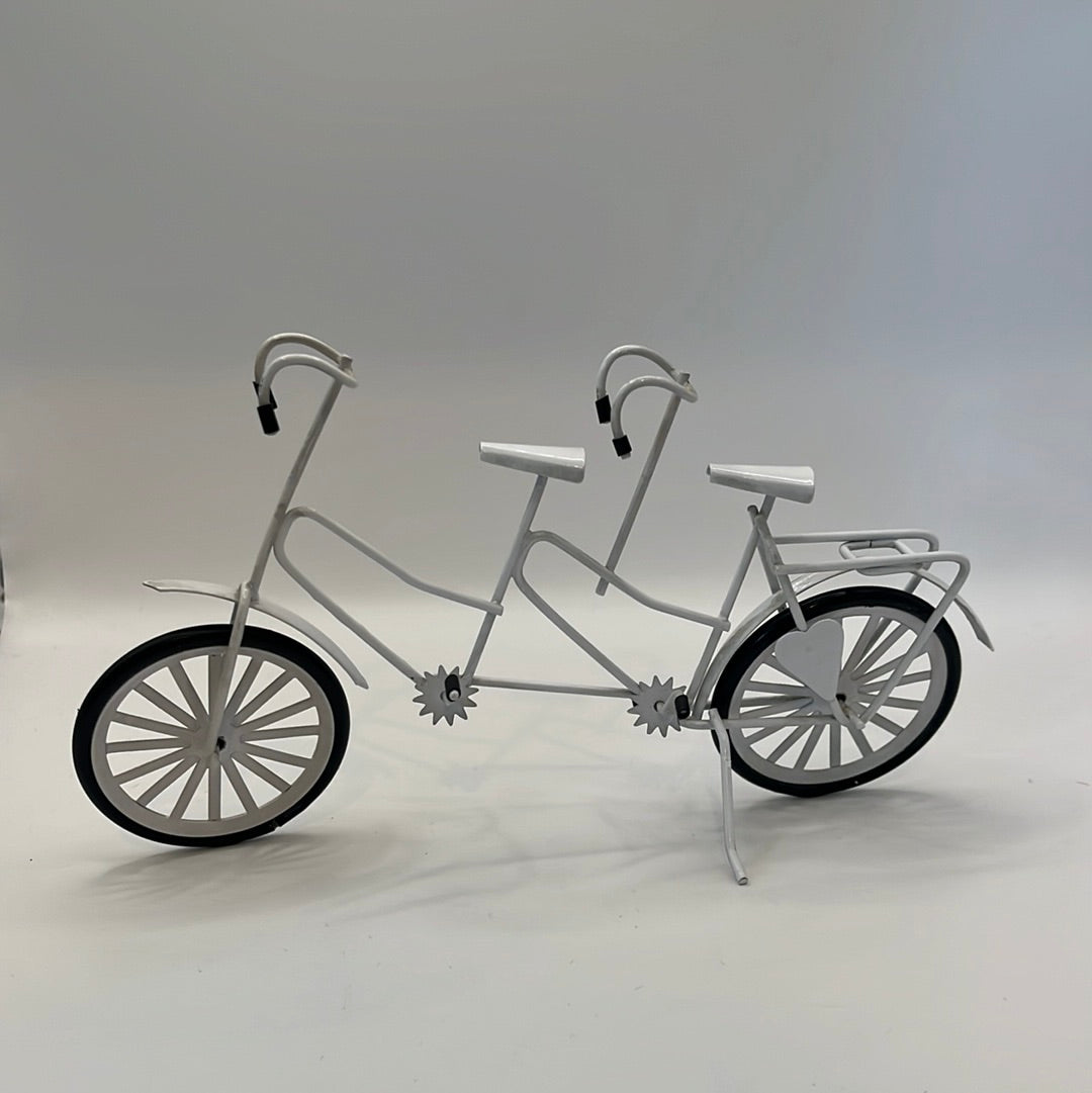OUT041 - White tandem bicycle