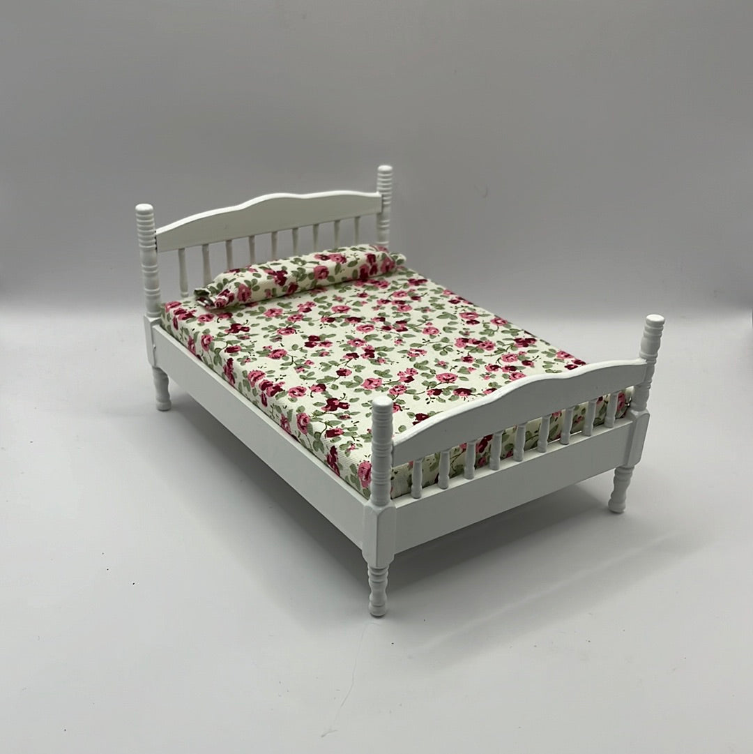 DF1488 - White double bed