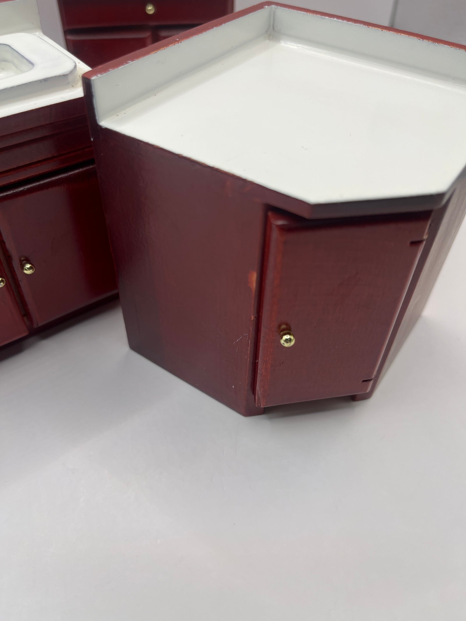 Mahogany corner kitchen