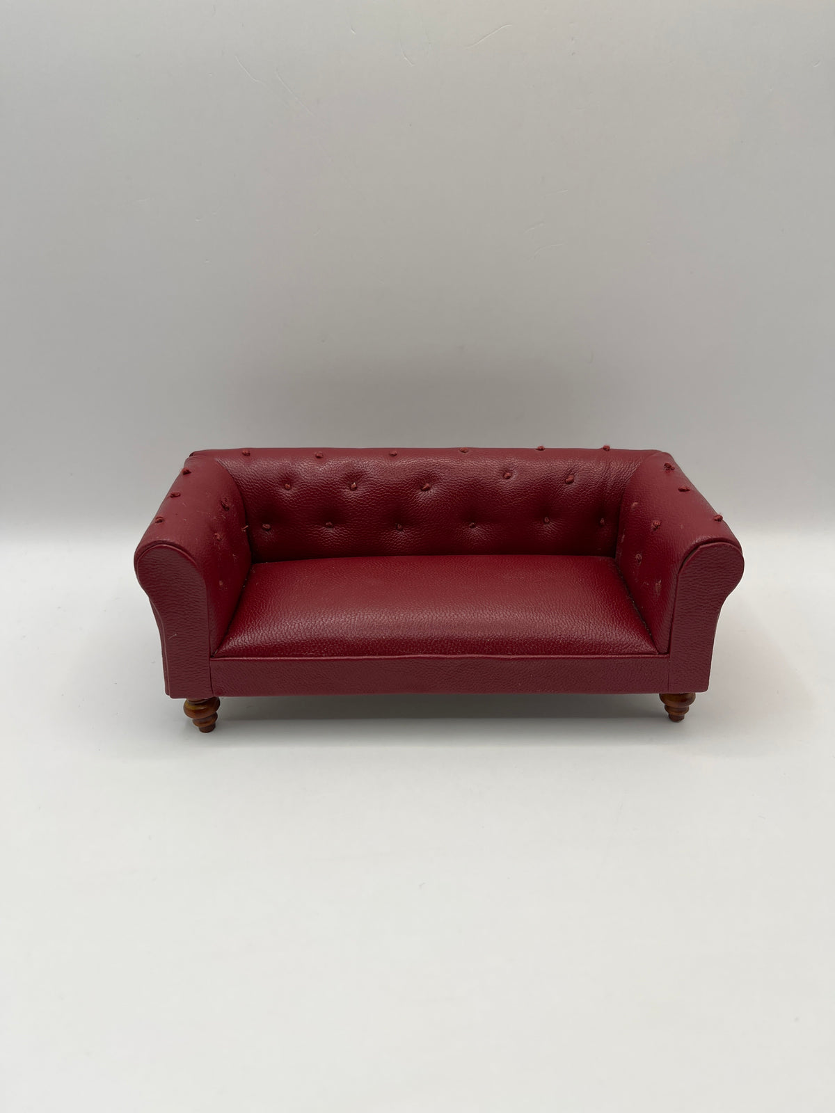 9321 - Red leather chesterfield sofa