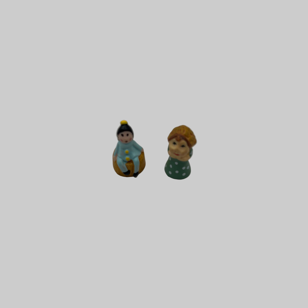 dolls house toy dolls