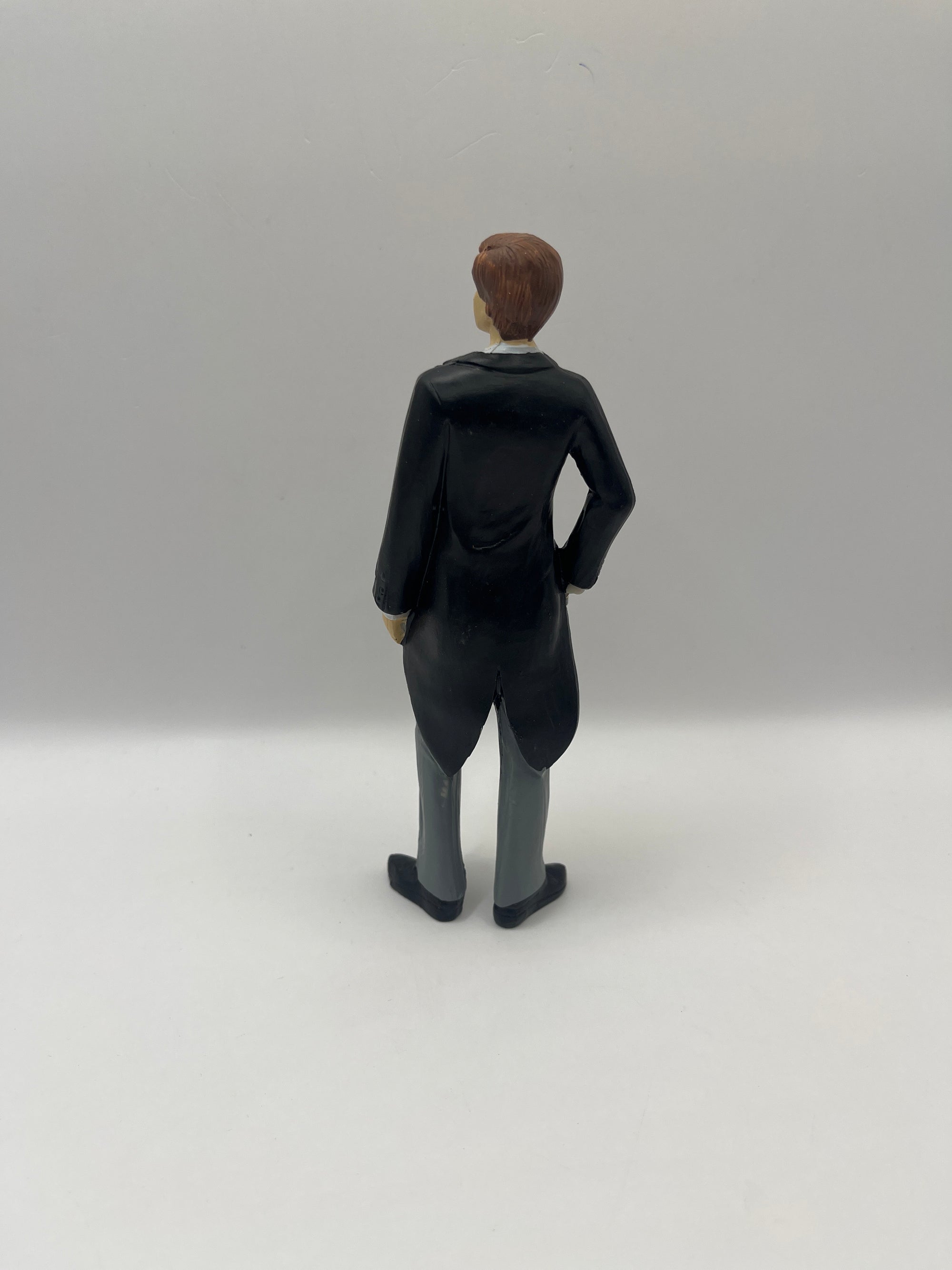 DP345 - Resin groom figure
