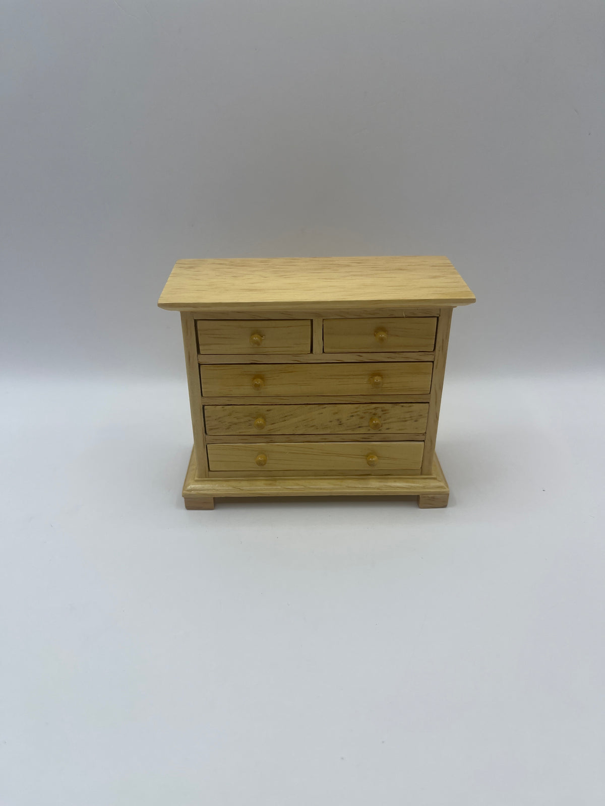 AB048 - Pine chest of drawers