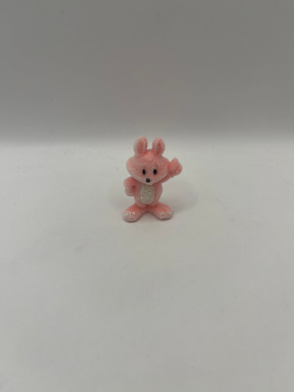 D2547 - Toy pink rabbit