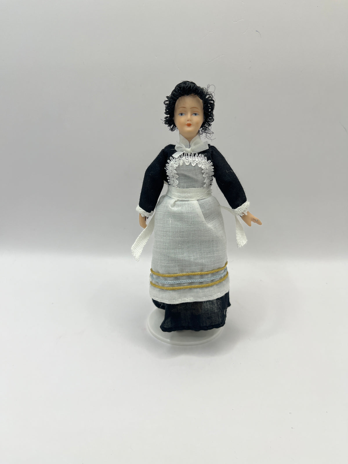 DOL171 - Maid doll