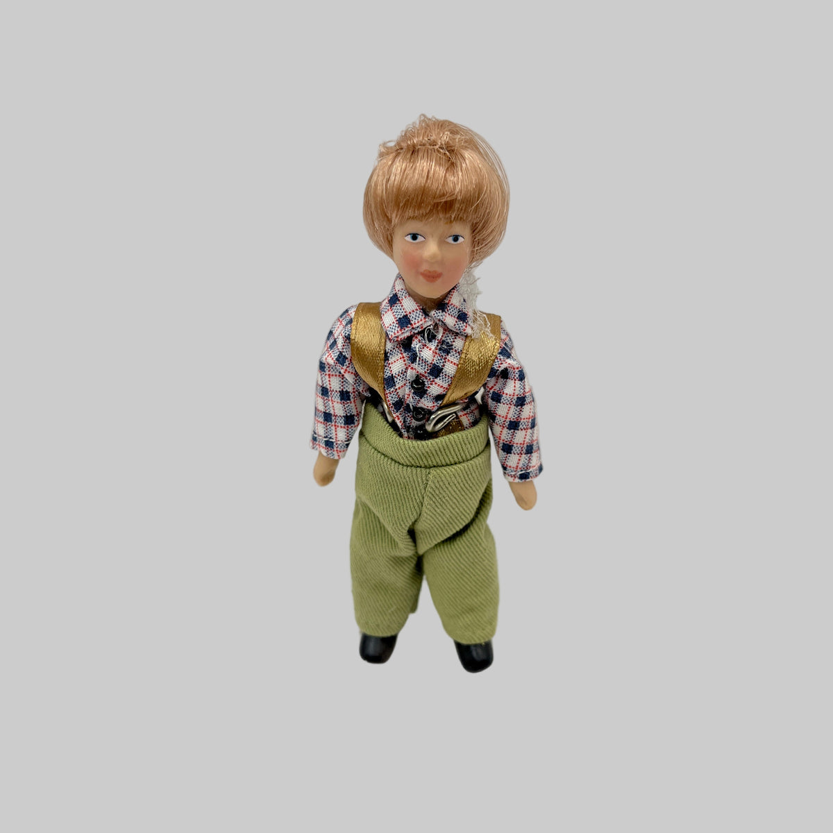 DOL104 - Boy in checked shirt
