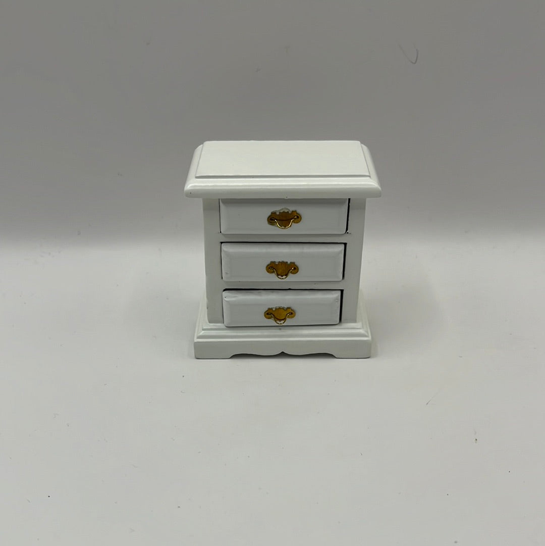 DF1514 - White bedside cabinet