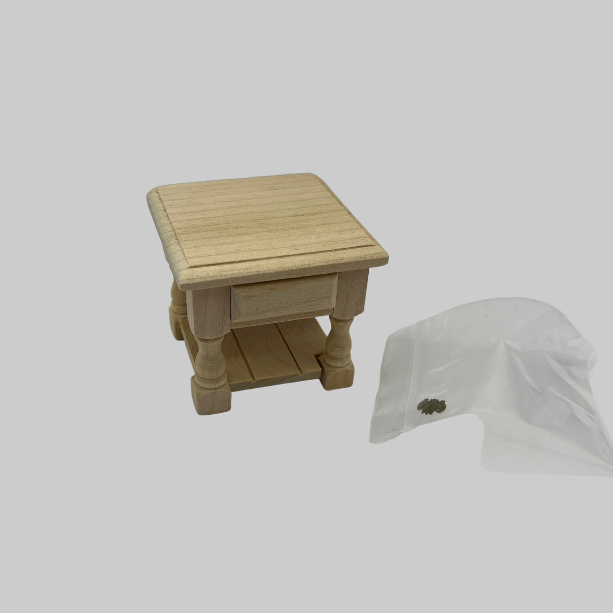 BEF039 - Bare wood bedside table