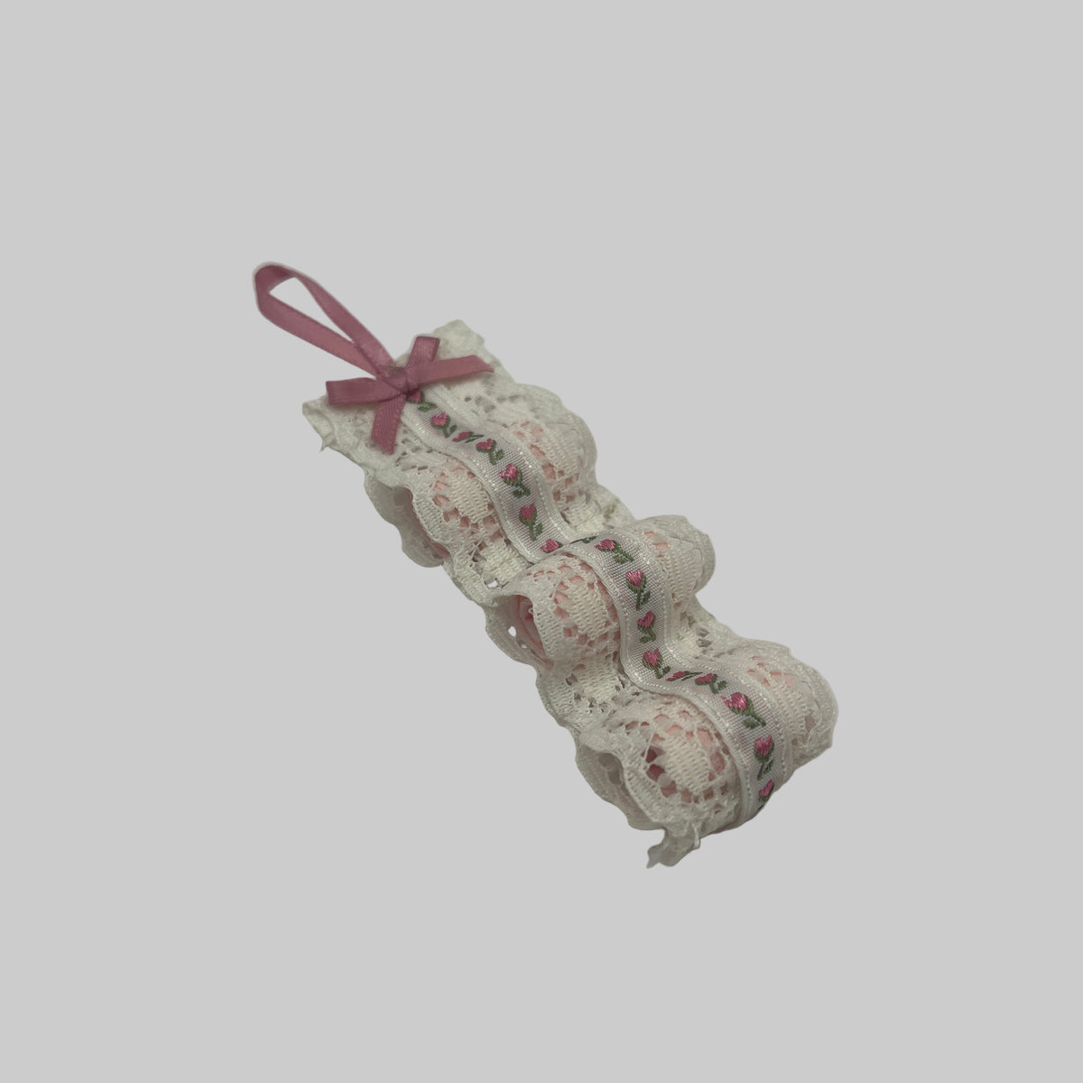 dolls house toilet roll caddy