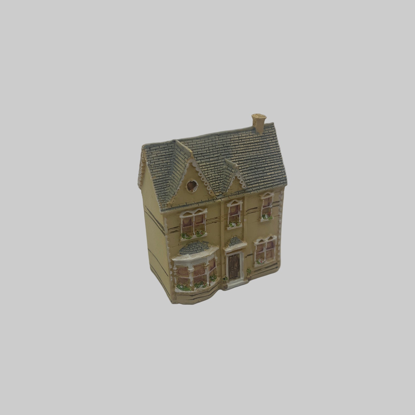 9359 - Holme Lodge toy resin dolls house
