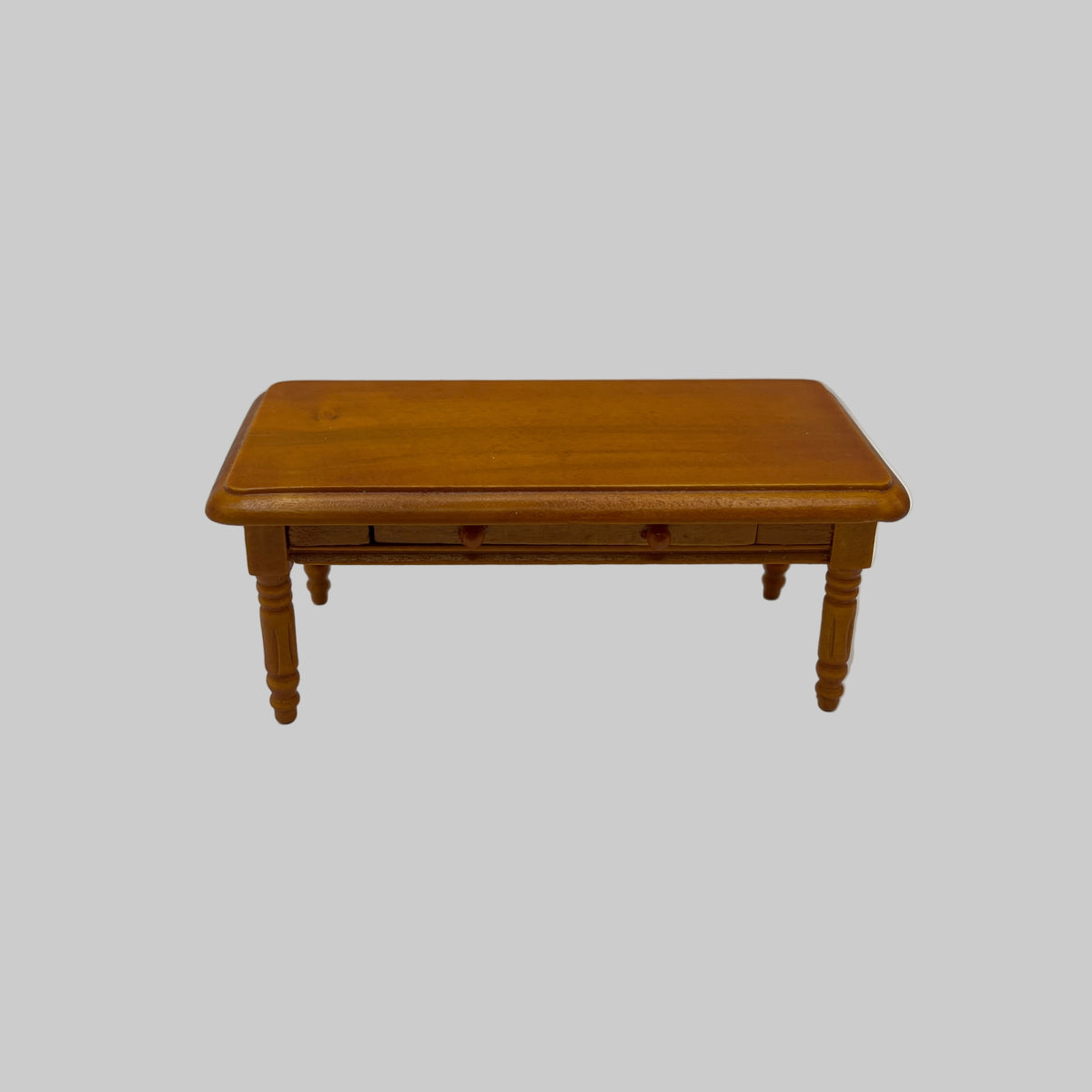 LOU017 - Coffee table with drawer