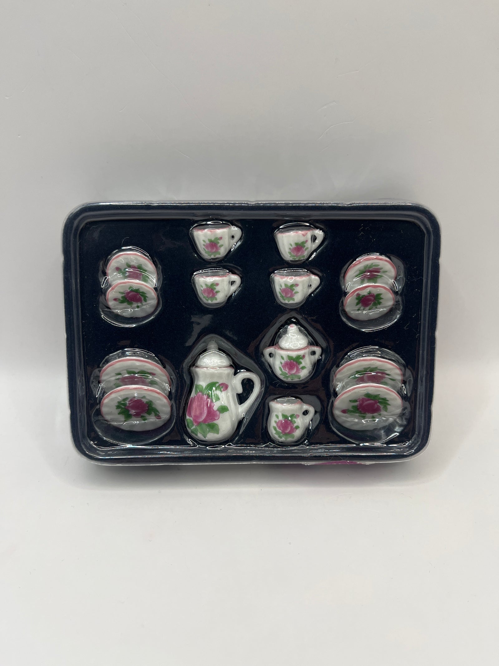 D2105 - Pink rimmed tea set