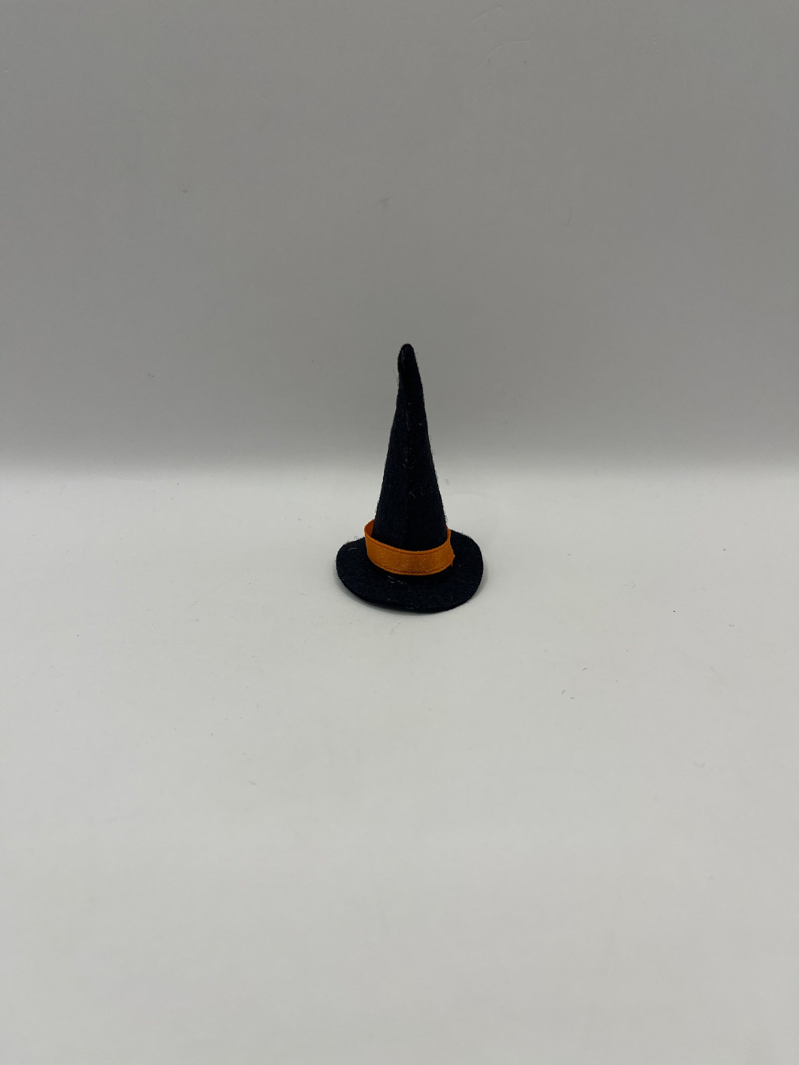 D2655 - Witches hat