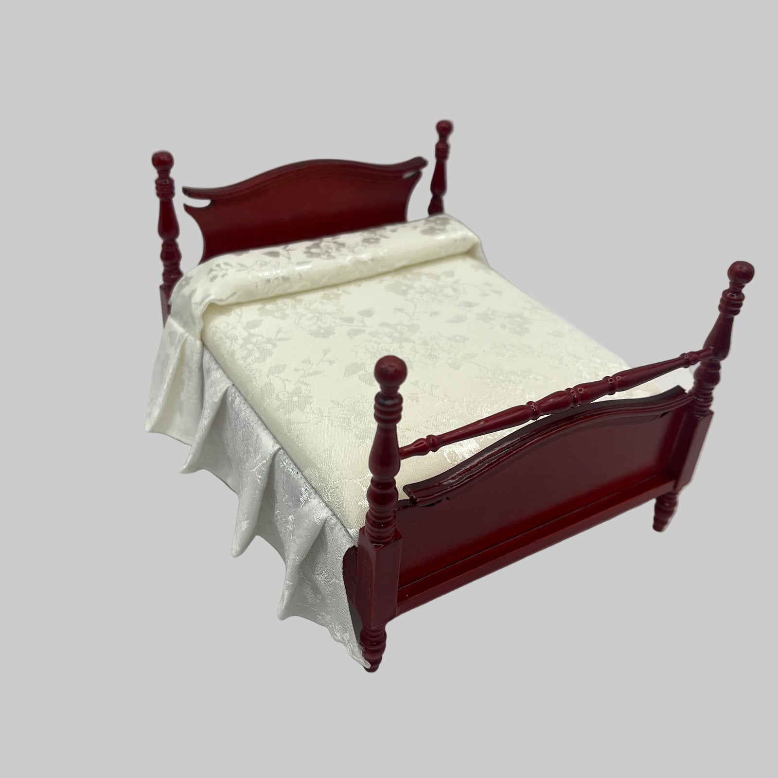 Dolls house Victorian pediment double bed