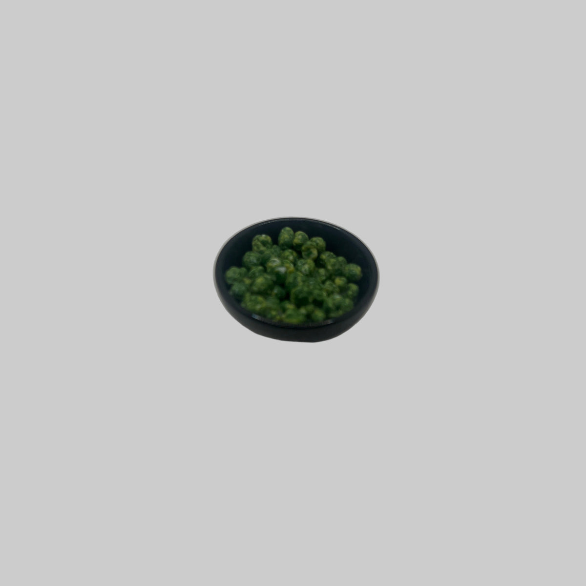 ZR119 - Large bowl of brussel sprouts