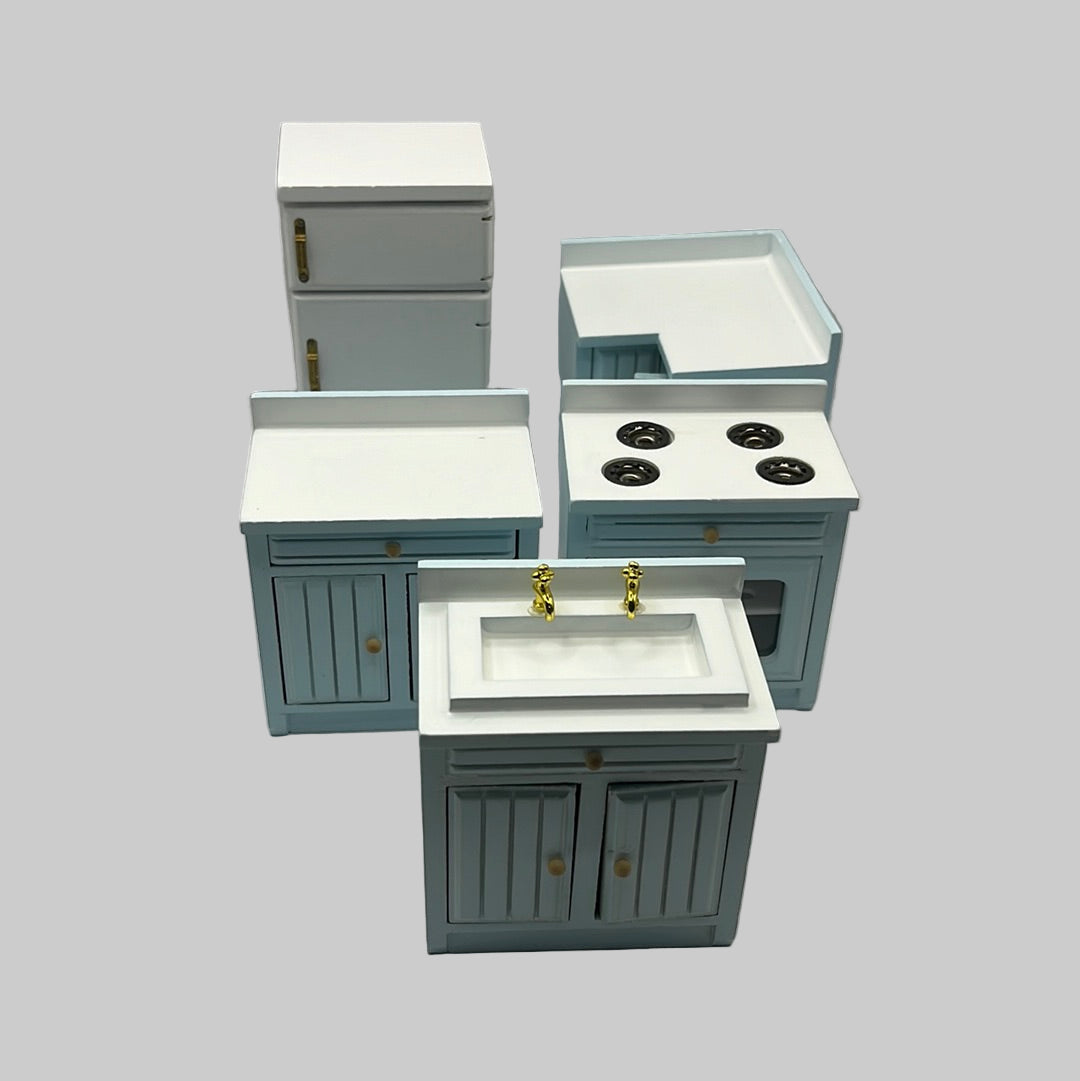 Fitted kitchen with fridge freezer