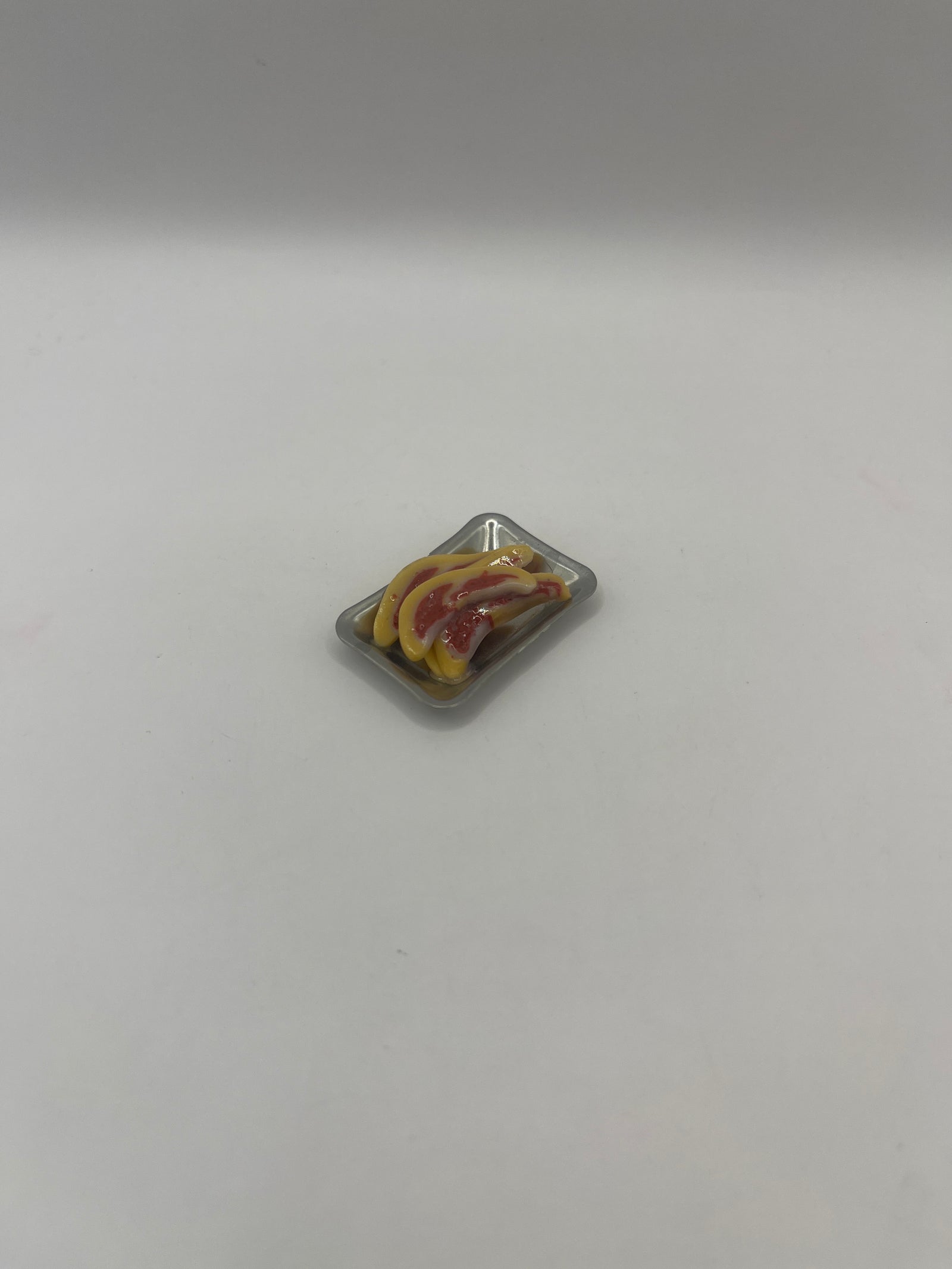 ZR075 - Tray of pork chops