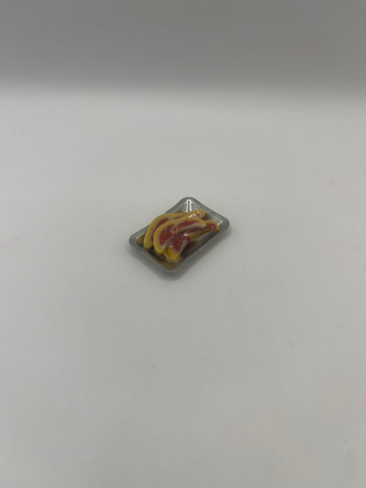 ZR075 - Tray of pork chops