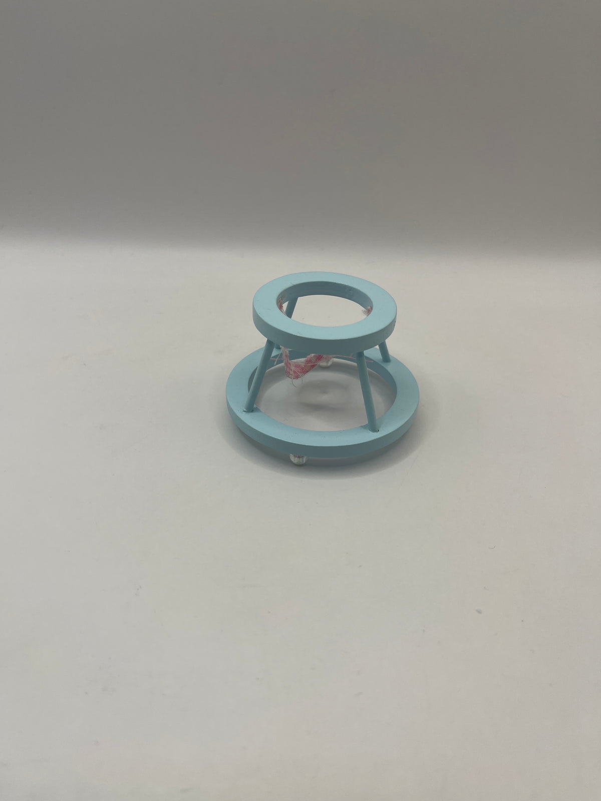 NUR026 - Pale blue baby walker