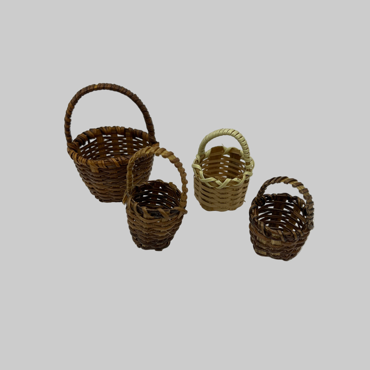Dolls house carry baskets