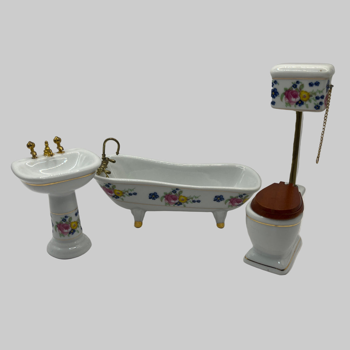 BA014 - Floral bathroom suite