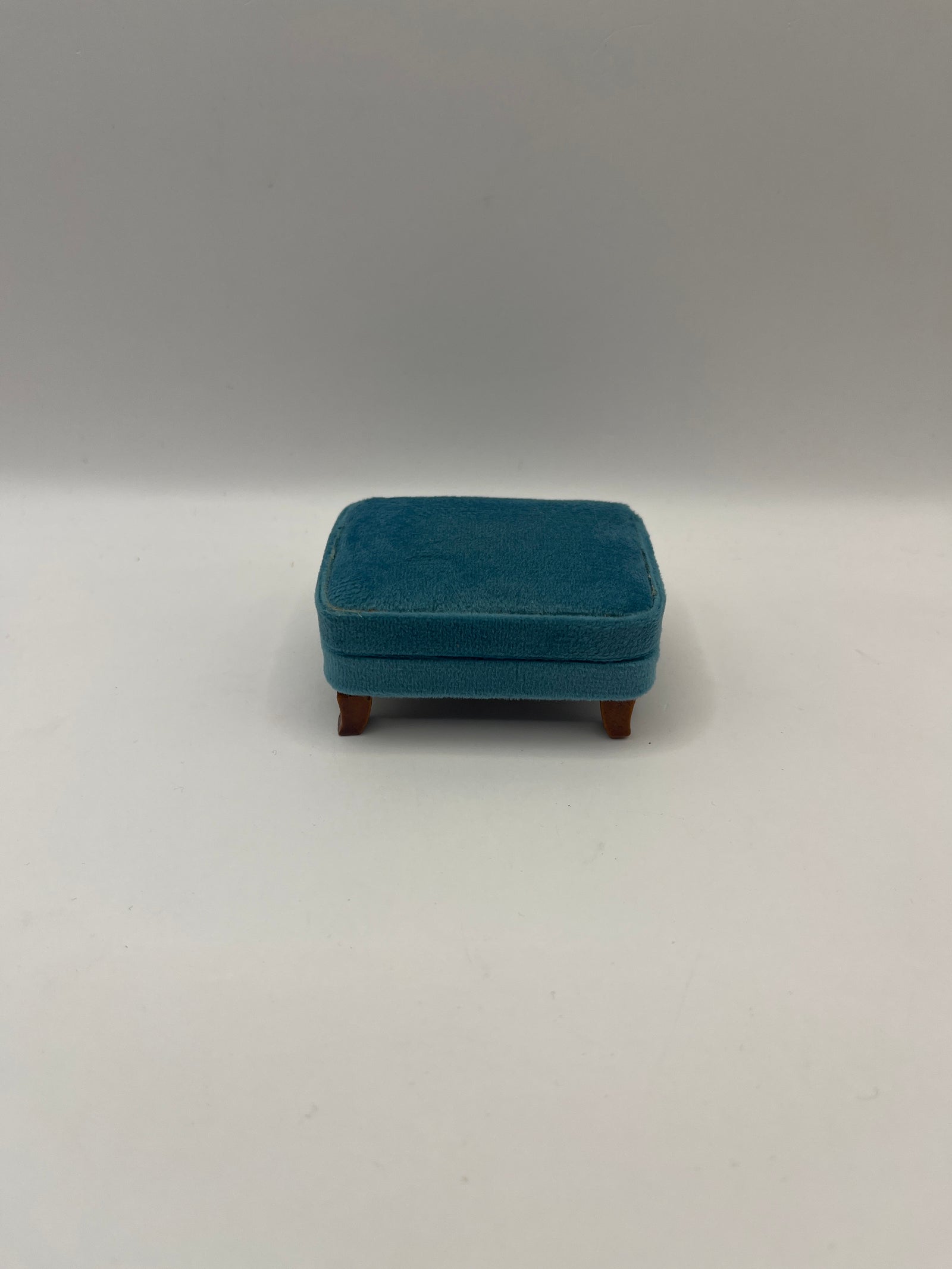 9314 - Modern teal footstool