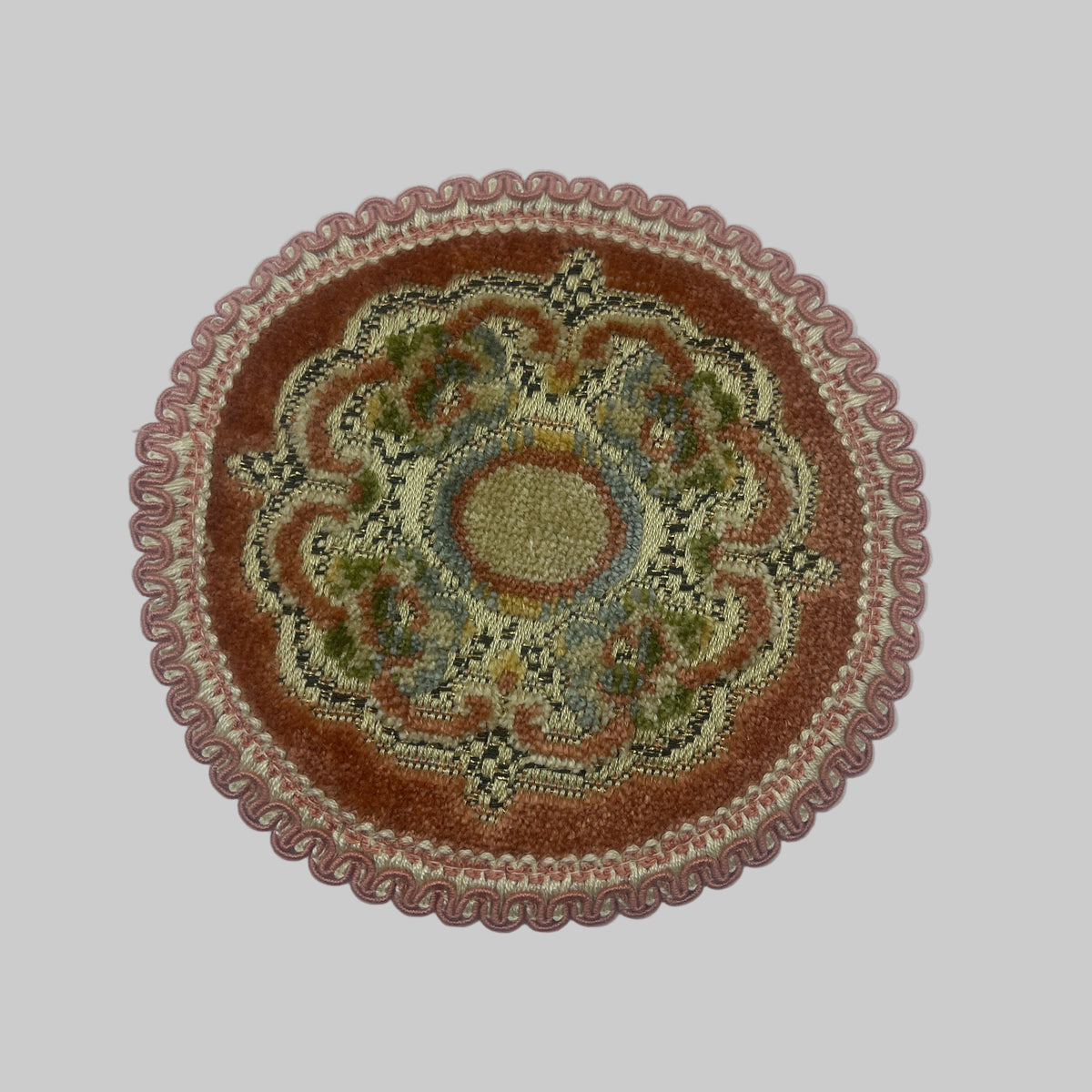 dolls house circular rug
