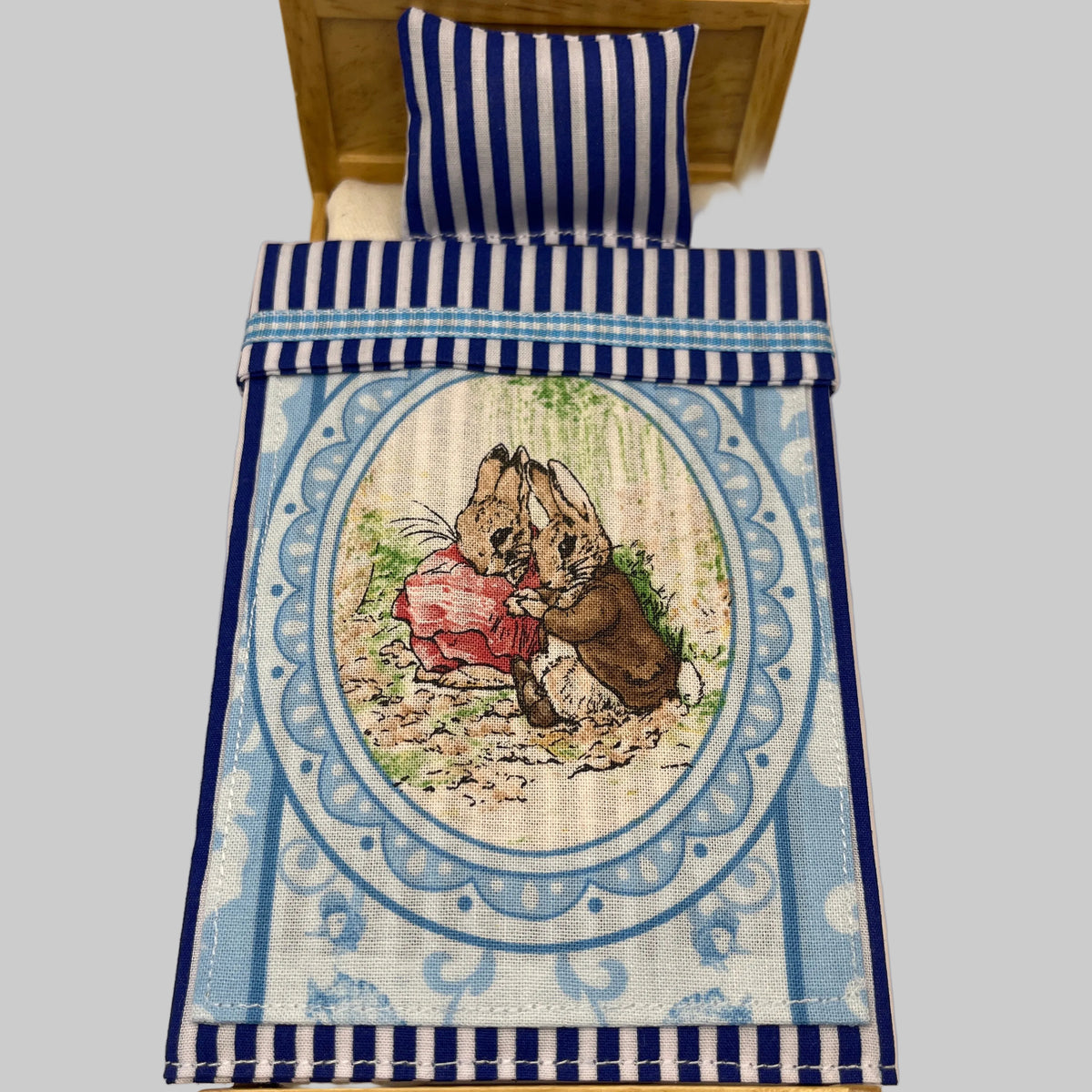 Dolls house Beatrix Potter bedding