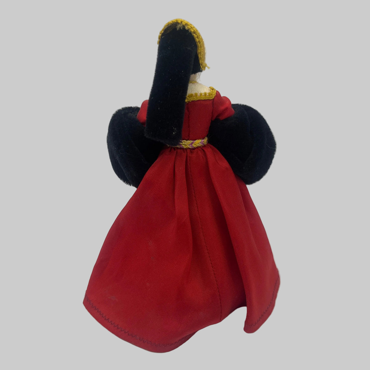 Dolls house Tudor lady back 1