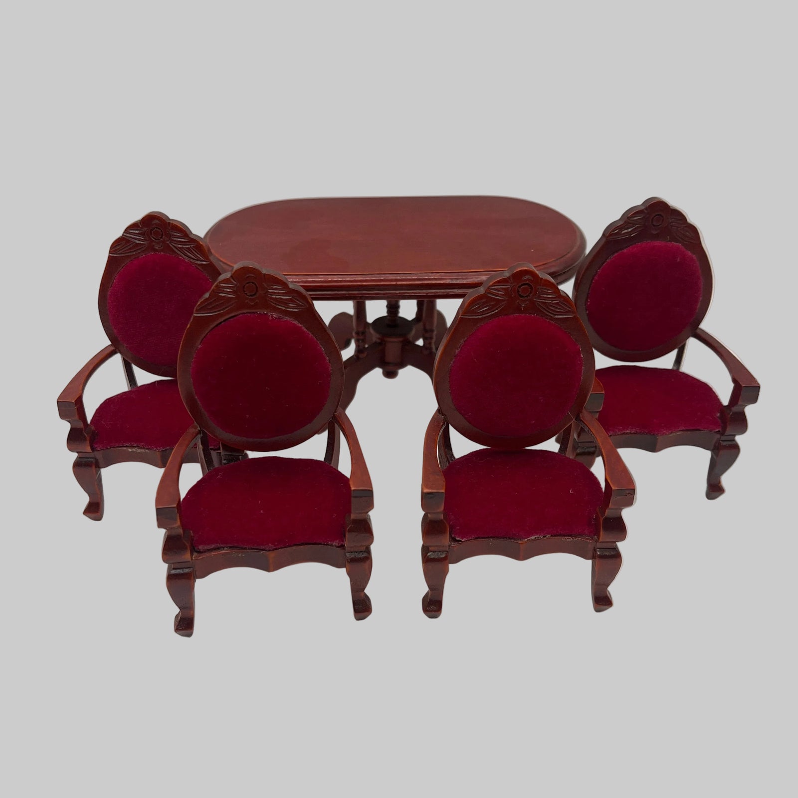 Dolls house dining table and chairs
