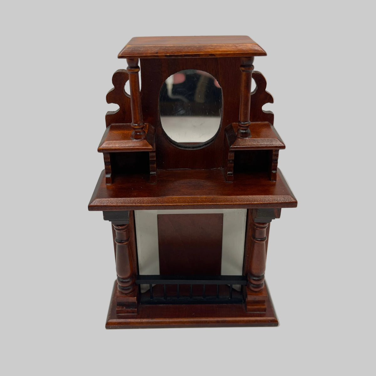 Dolls house fancy fireplace