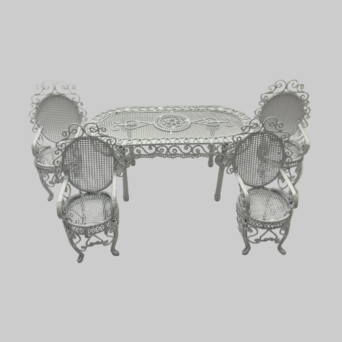 Dolls house garden furniture
