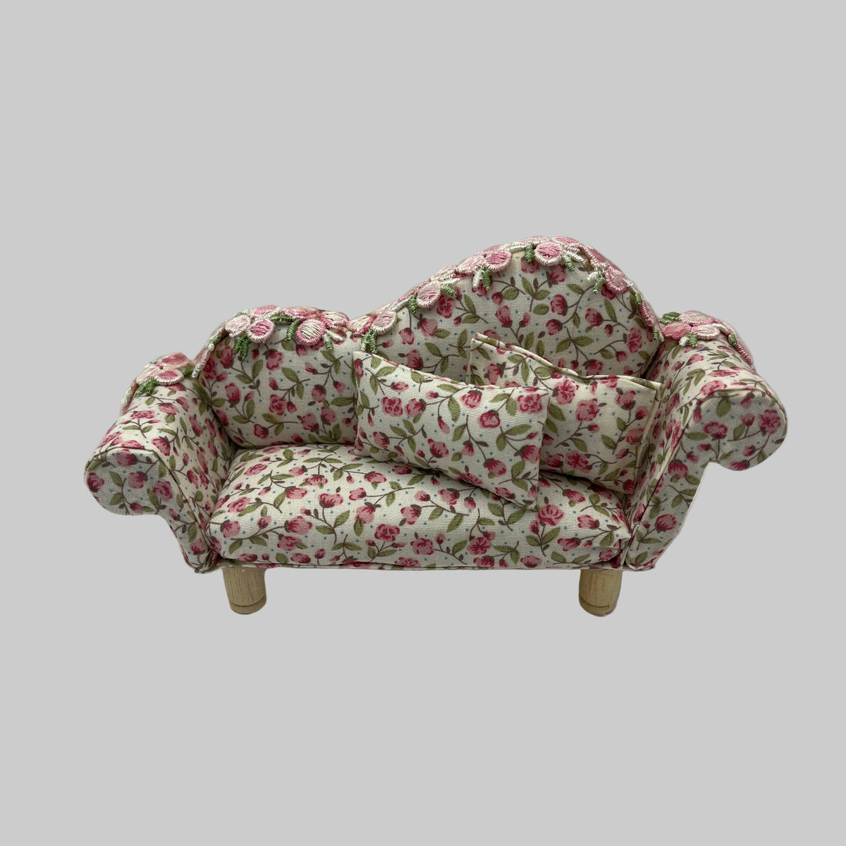 Dolls house handmade chaise