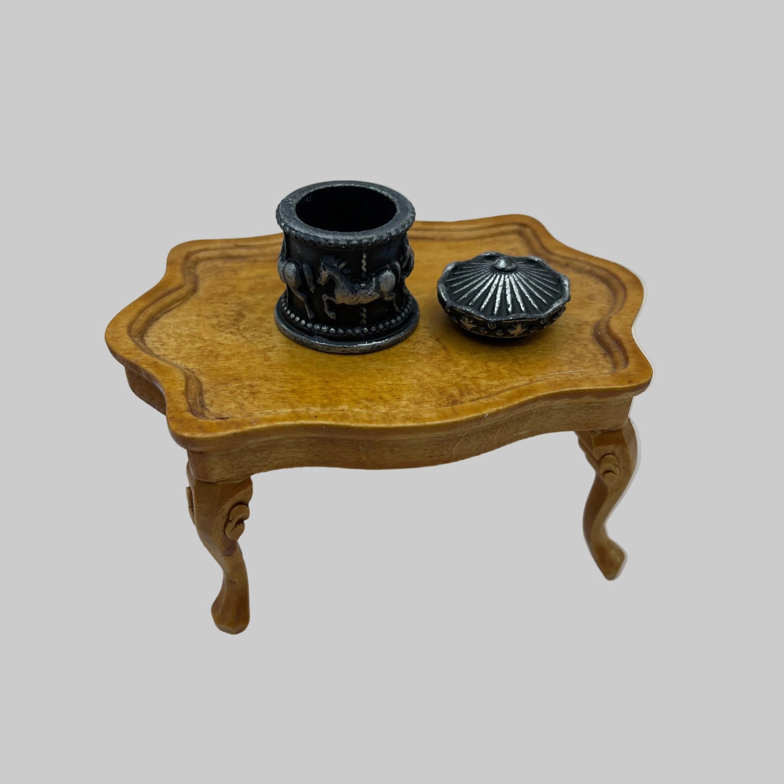 Dolls house lidded pot
