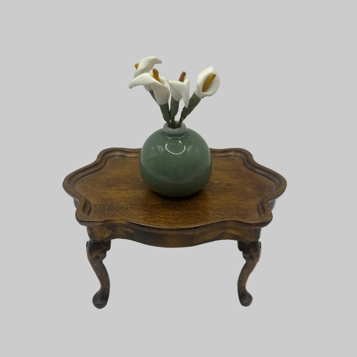 Dolls house vase of lilies